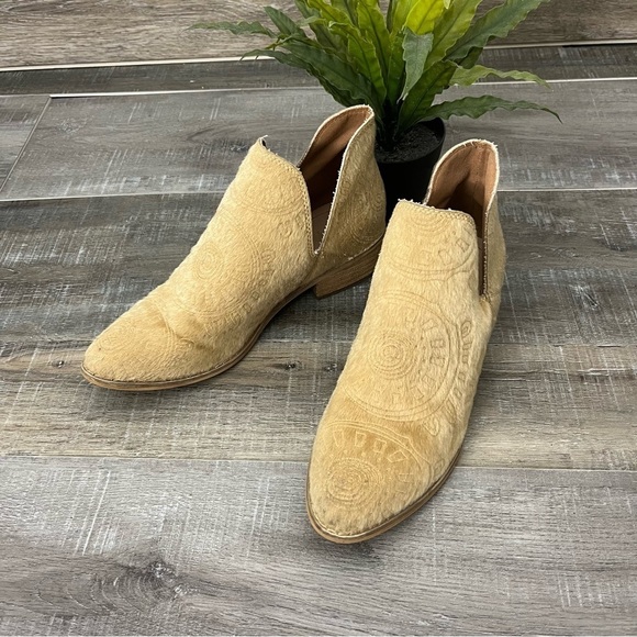 Mi.iM Tan Calf Hair Ankle Boot Size 6.5 - Picture 4 of 12